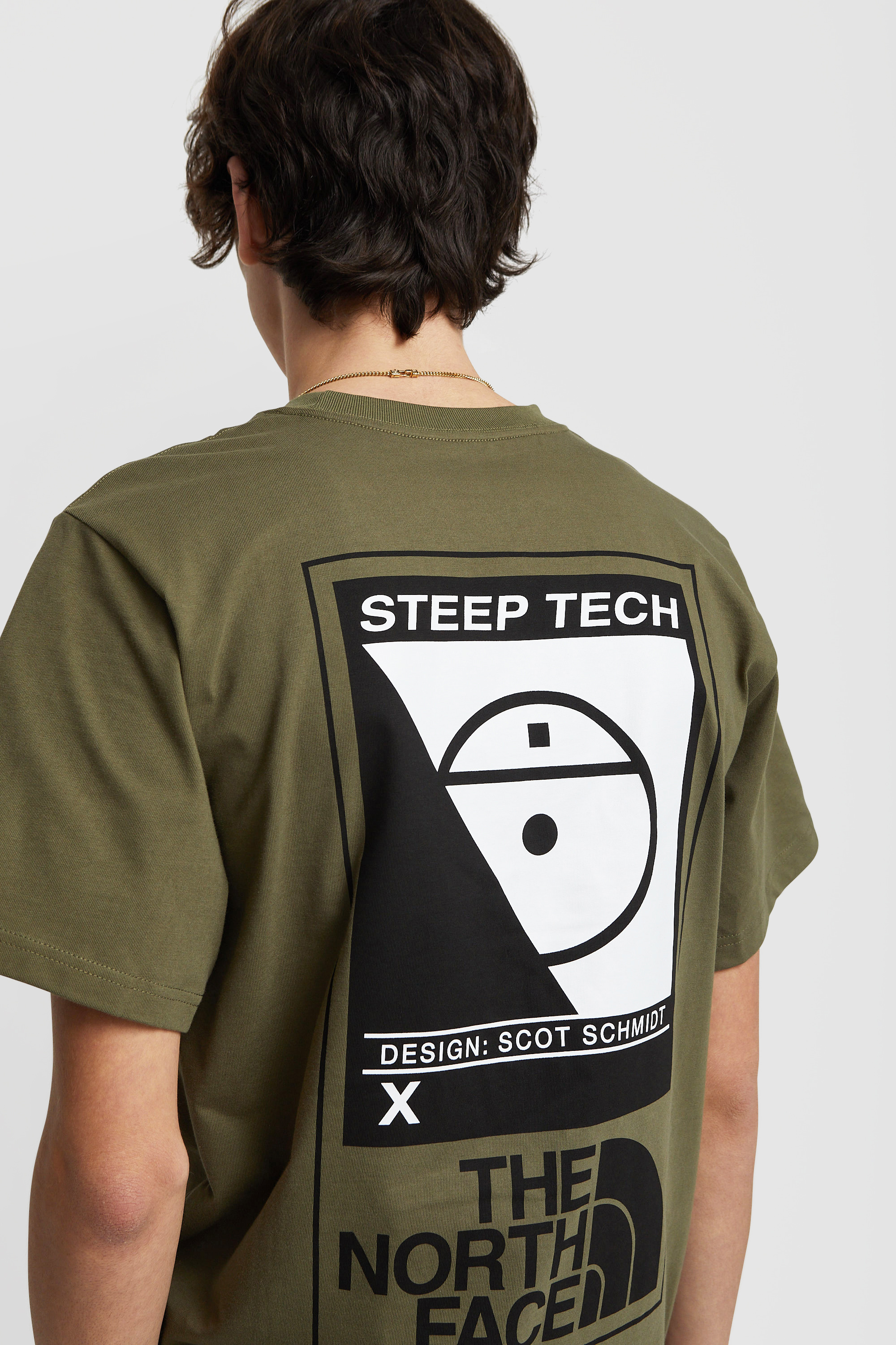 The North Face Unisex S/S Steep Tech Logo Tee Burnt olive green 