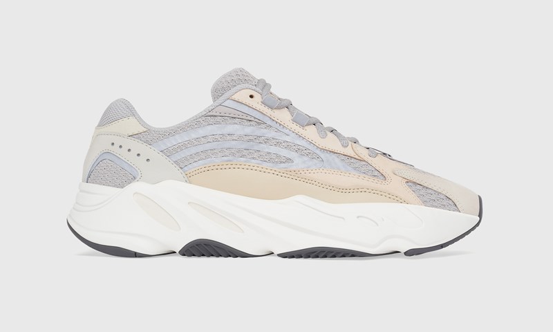 yeezy boost 700 chile